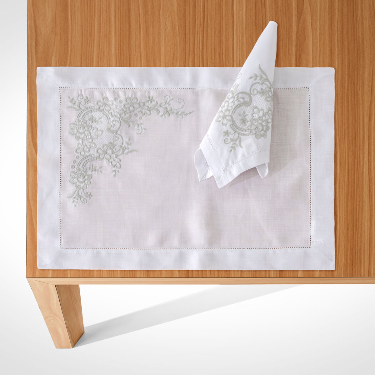 02 06 0059 Jg Americano Atenas Bege.jpg